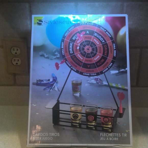 STYLESETTER DART SHOTS DRINKING GAME - Picture 2 of 3